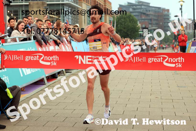 The AJ Bell Great North 5k., Newcastle/Gateshead Quayside.  Photo: David T. Hewitson/Sports for All Pics